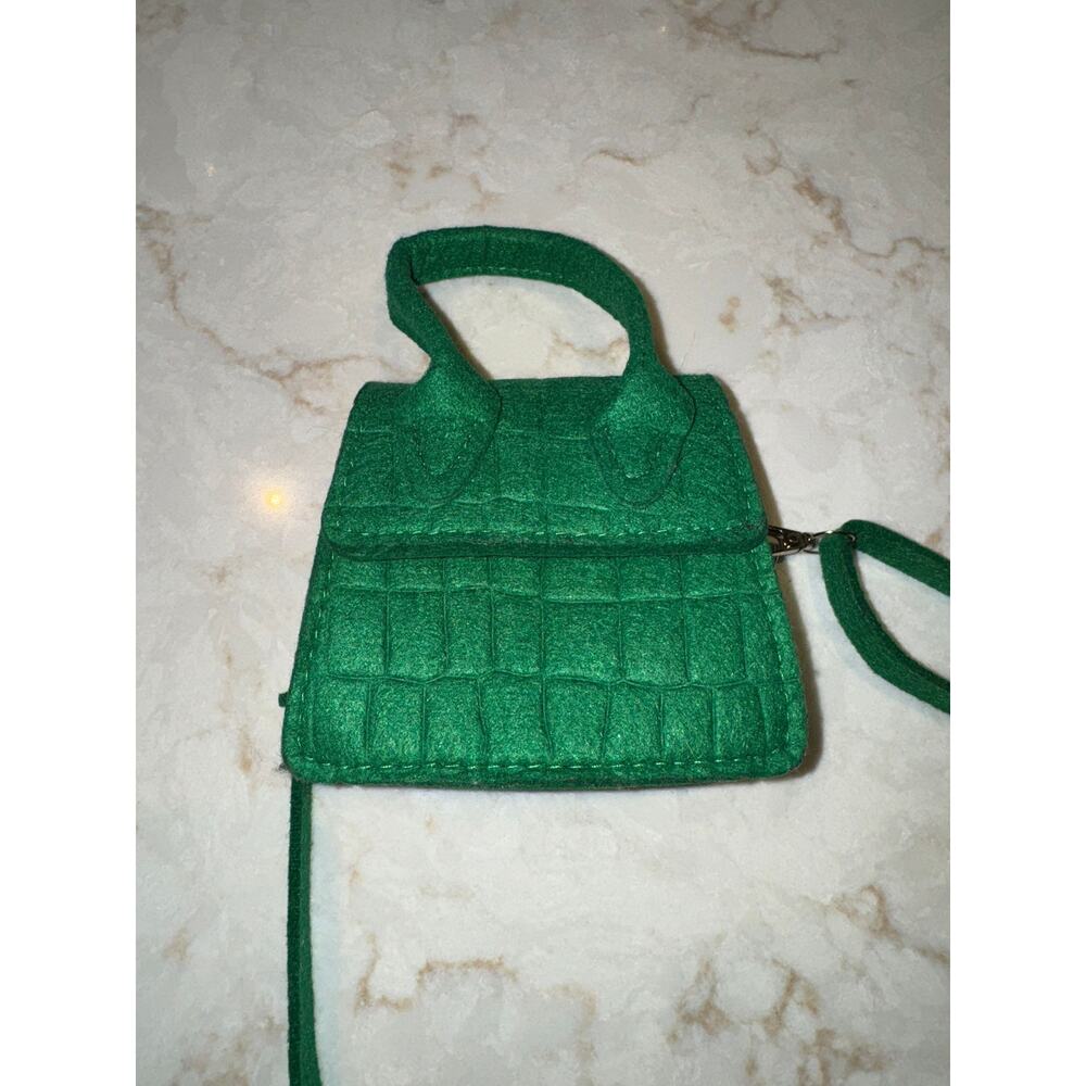 Mini Crocodile-Embossed Soft Touch Felt Crossbody Bag – NWOT - Picture 9 of 10